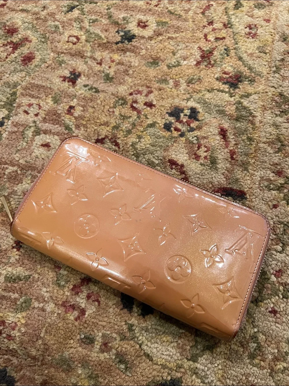 Louis Vuitton Vernis Zip Wallet in Nude Brown Patent